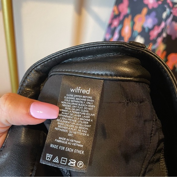 Wilfred Melina Faux Leather Straight Leg Pant - Picture 10 of 10